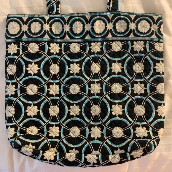 ⭐️REDUCED⭐️STEPHANIE DAWN quilted tote bag - Picture 4 of 7